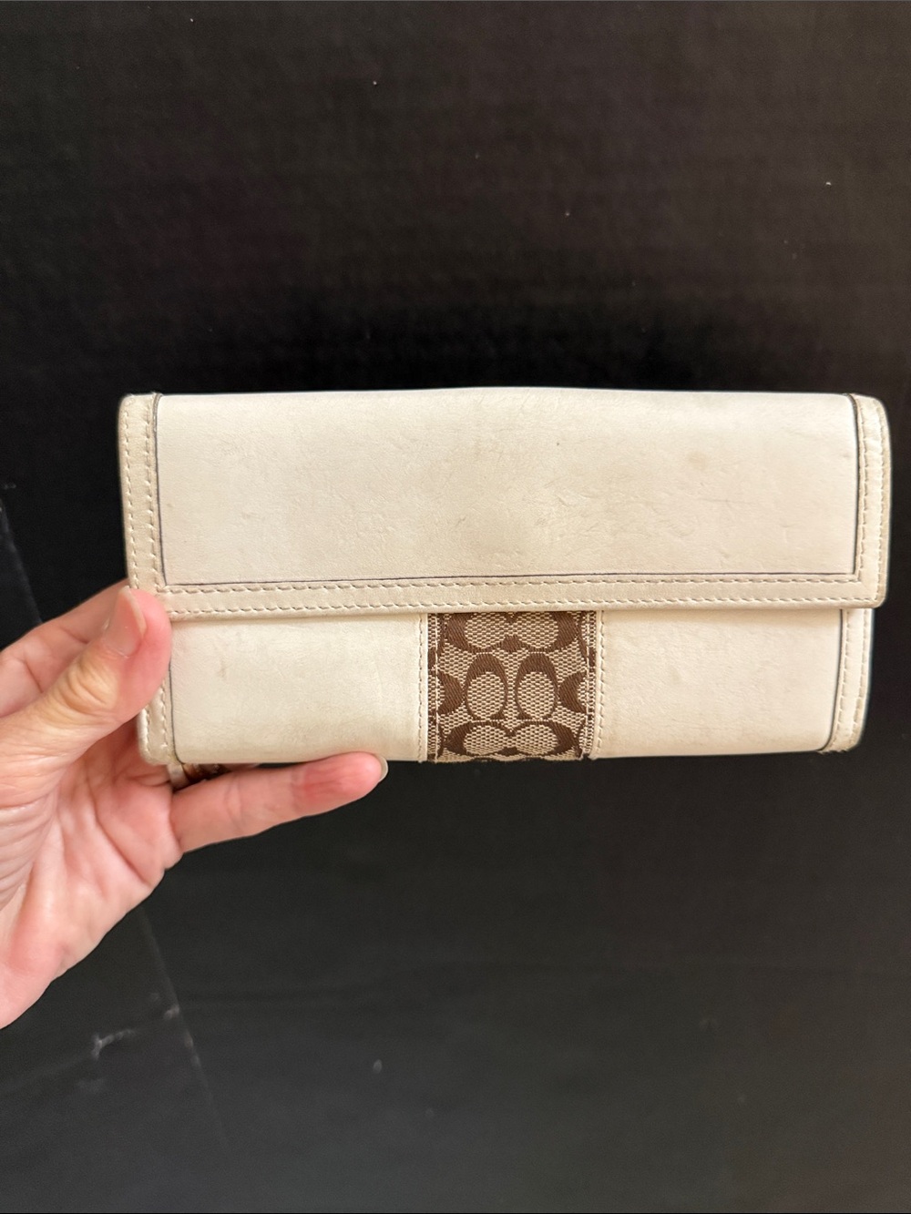 Coach Hampton Ivory Leather Signature C Stripe Bifold Wallet